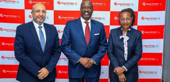 Ag. Group MD & CEO at Kenya Airways, Capt. George Kamal, Chairman Mr Kiprono Kittony and the CFOfficer at Kenya Airways, Ms. Mary Mwenga